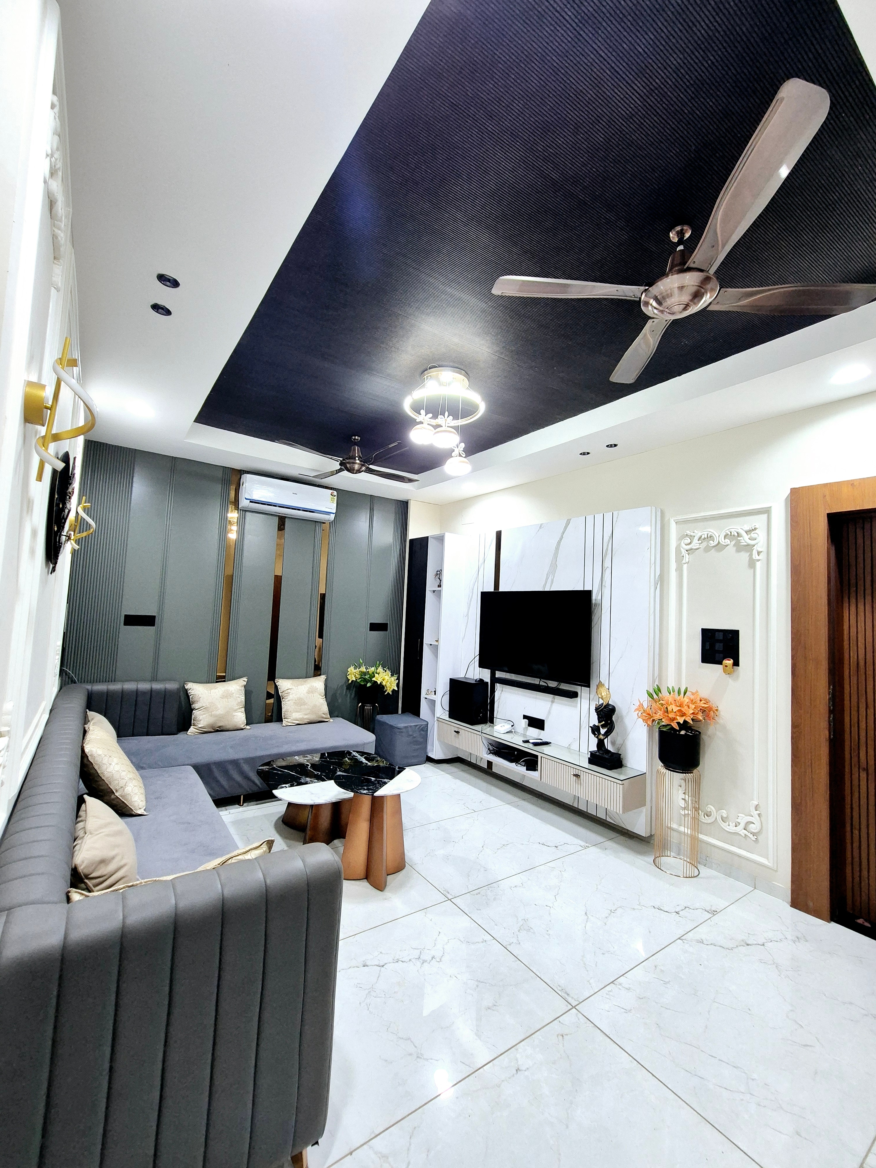 Mahakl Home stay - Tap to explore photos