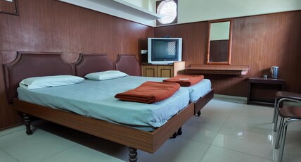Hotel Residency Room Type - Superior Double Room - AC