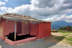 Kanthalloor Mud & Mist Homestay