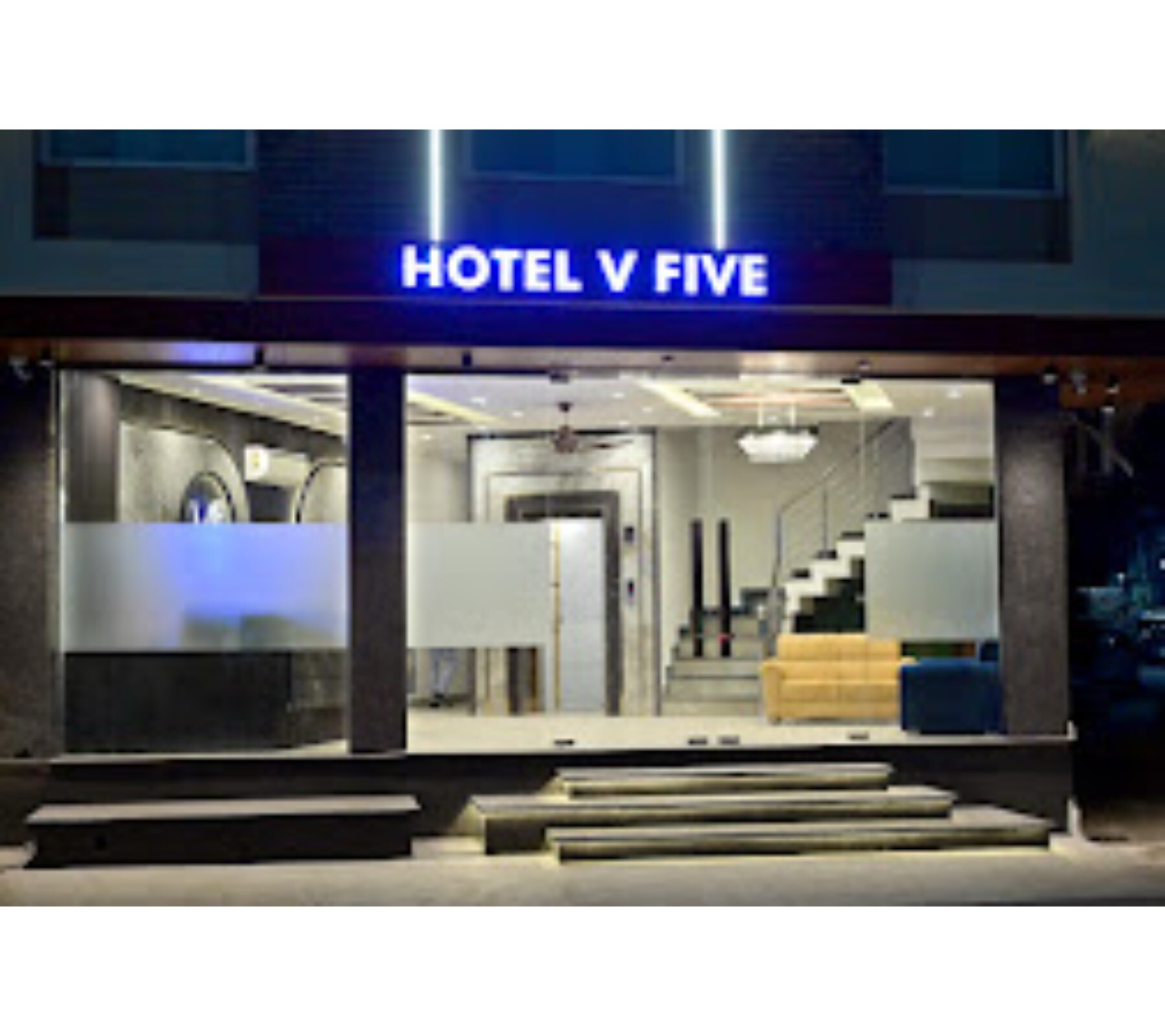 Hotel V Five - Tap to explore photos