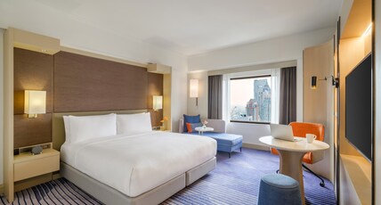 Crowne Plaza Bangkok Lumpini Park Room Type - Standard King Room - Smoking 