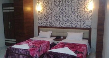 Hotel Kaushaki Room Type - Premier  Room