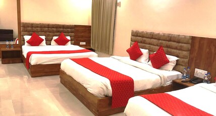 Hampton Hotel Room Type - Family 6 Bed Junior Suite