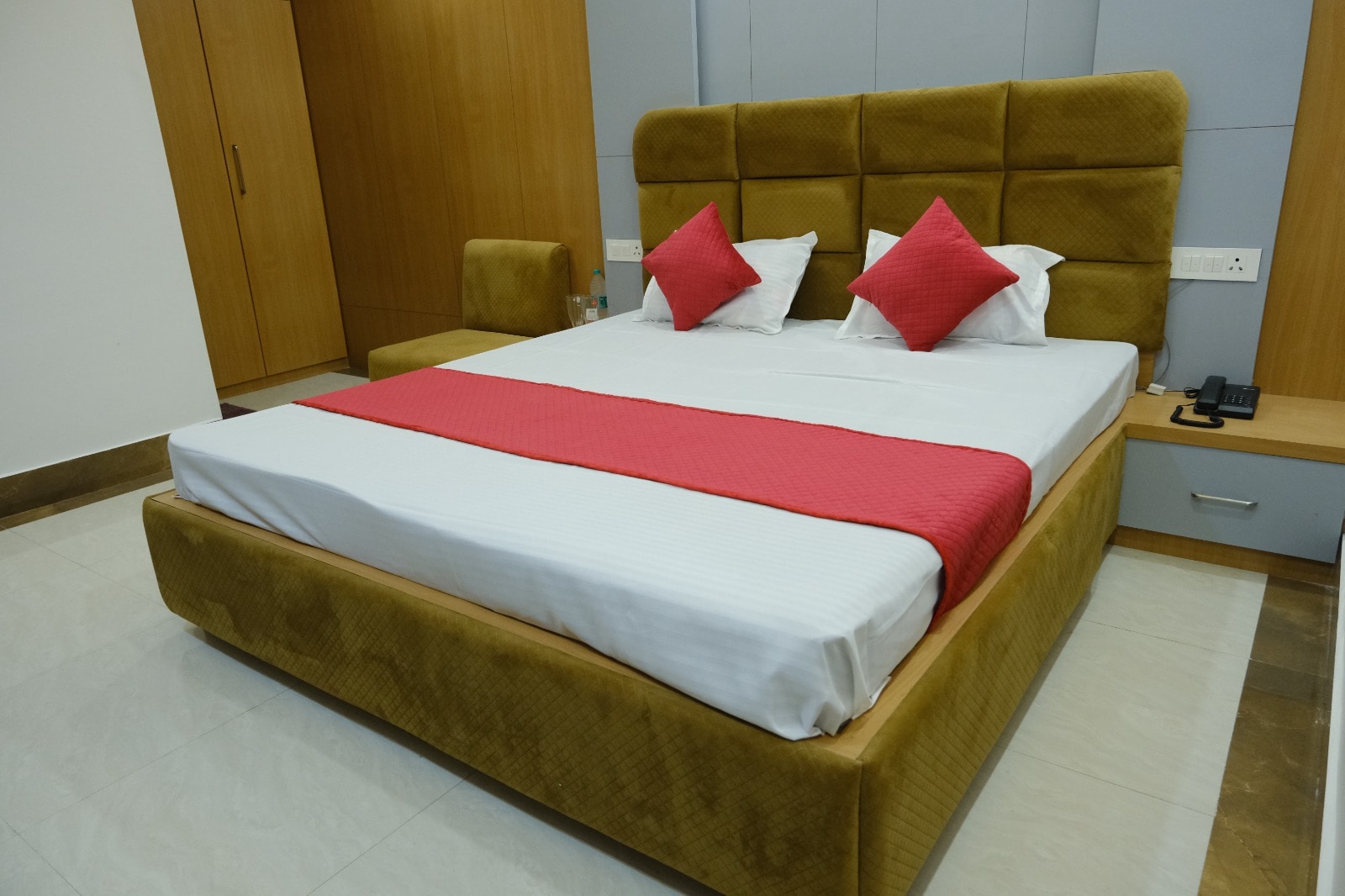 Hotel Golden Continental Deoghar - Tap to explore photos