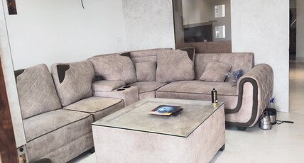 Commercial bulding Room Type - Commercial bulding