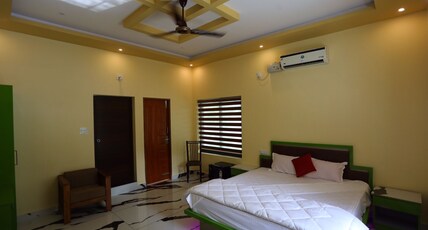 Karingens Resort Room Type - 4 Bedroom Family Villa with Pool View