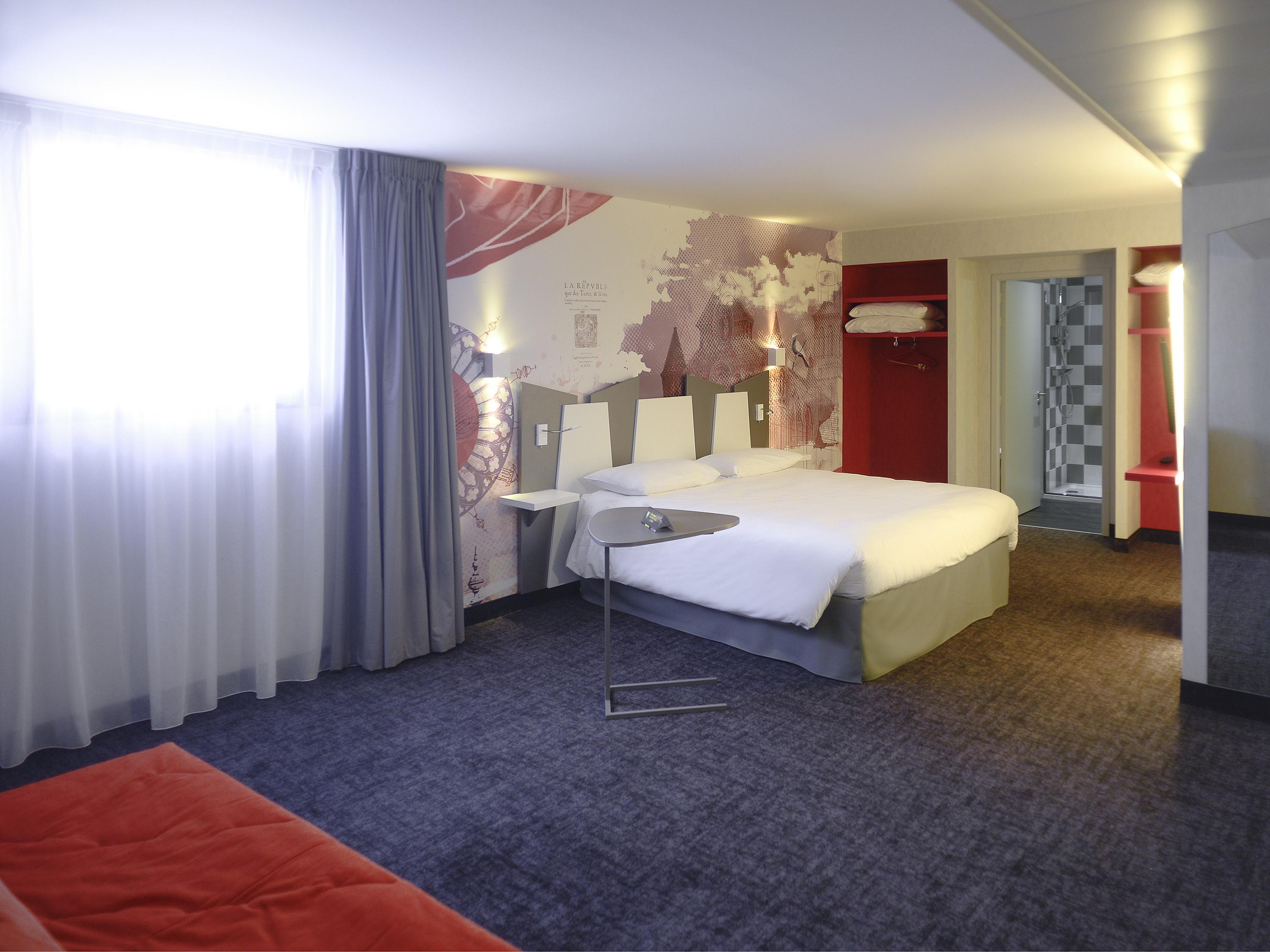 Ibis Styles Poitiers Centre - Tap to explore photos