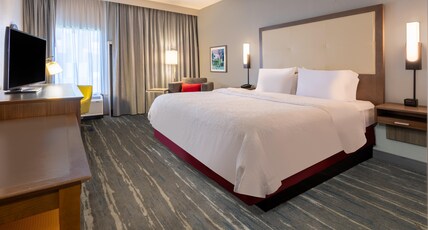 Hampton Inn by Hilton Commerce Room Type - 1K SHWR MICRO FRIDGE NS