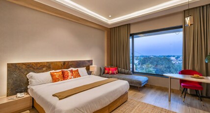 HOTEL ICON Room Type - Deluxe Room