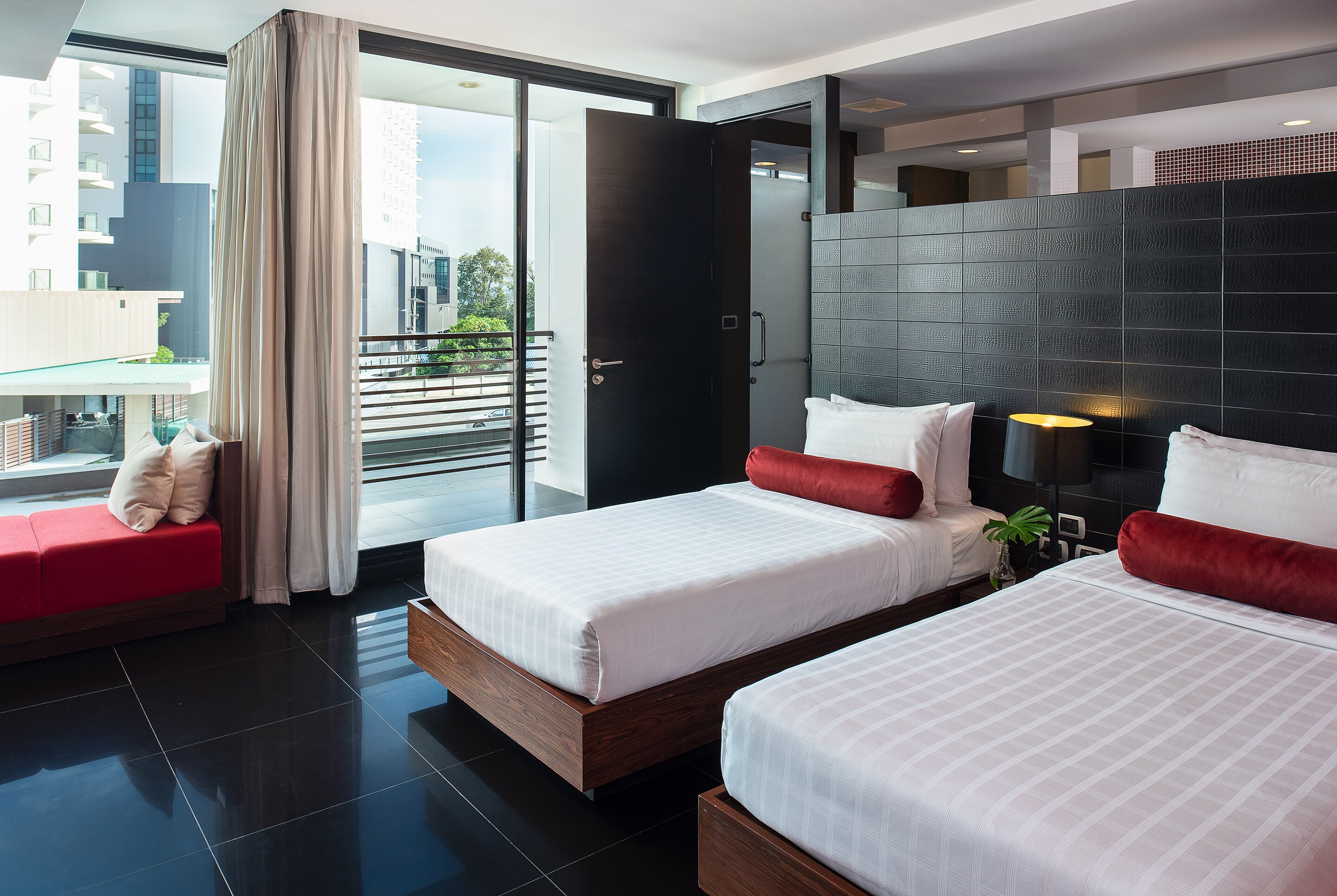 TSIX5 HOTEL - Tap to explore photos