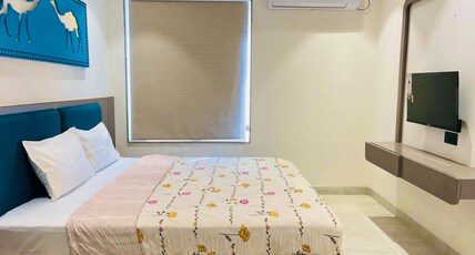 HOTEL JMP (Jamanlal Mangalchand Parmuwal) Room Type - Deluxe Room with City View Double Bed HOTEL JMP (Jamanlal Mangalchand Parmuwal) Room Type - Deluxe Room with City View Double Bed