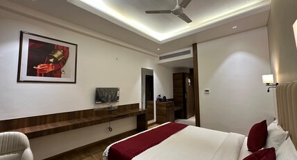 The Heera Park Hotel Room Type - STANDARD ROOM