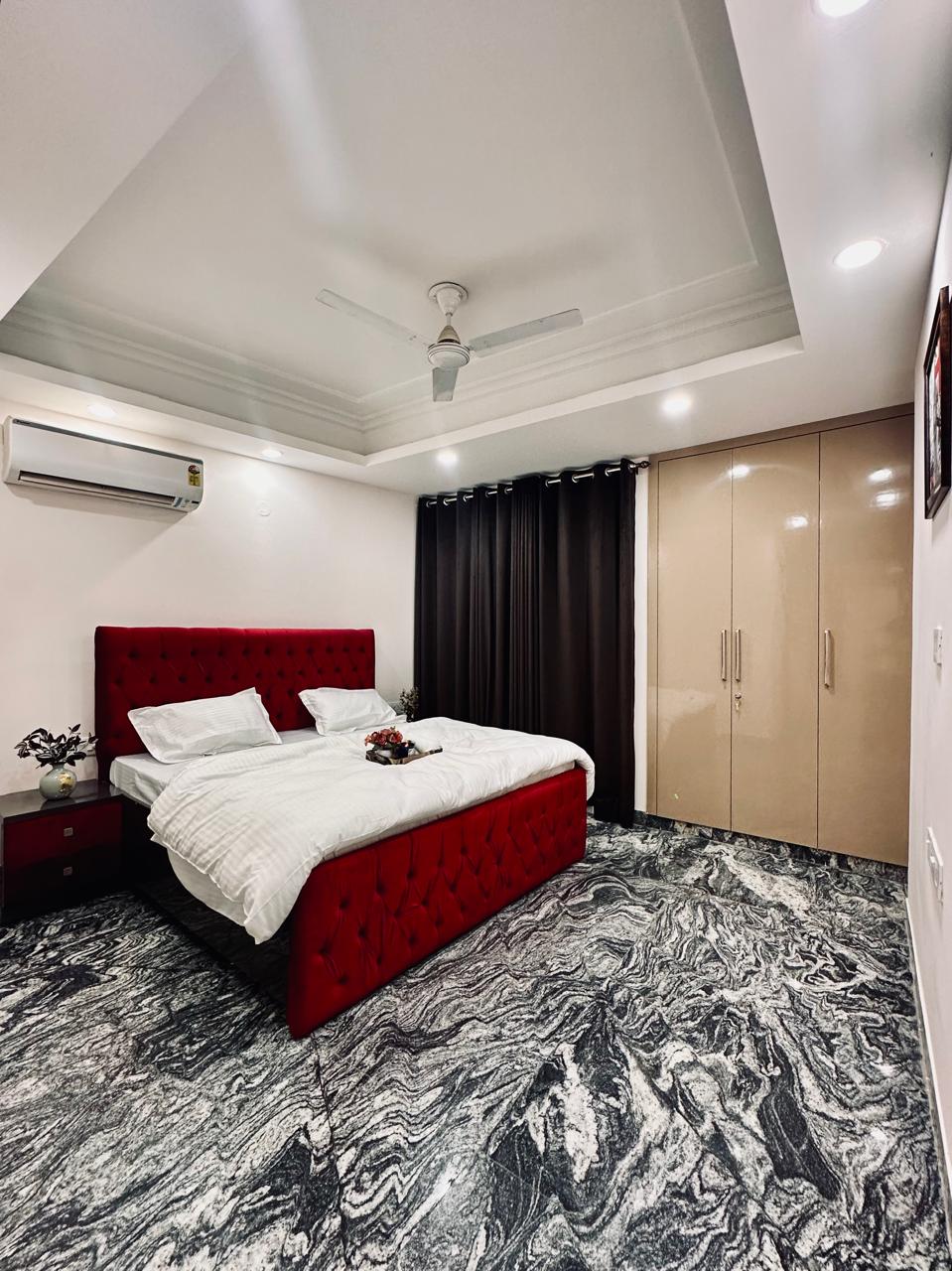 Modern Loft By S.O.Q.U | 3BHK | Opp Dhan Mill - Tap to explore photos