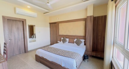 Hotel Neelam Paradise-Vaishali nagar Room Type - Deluxe