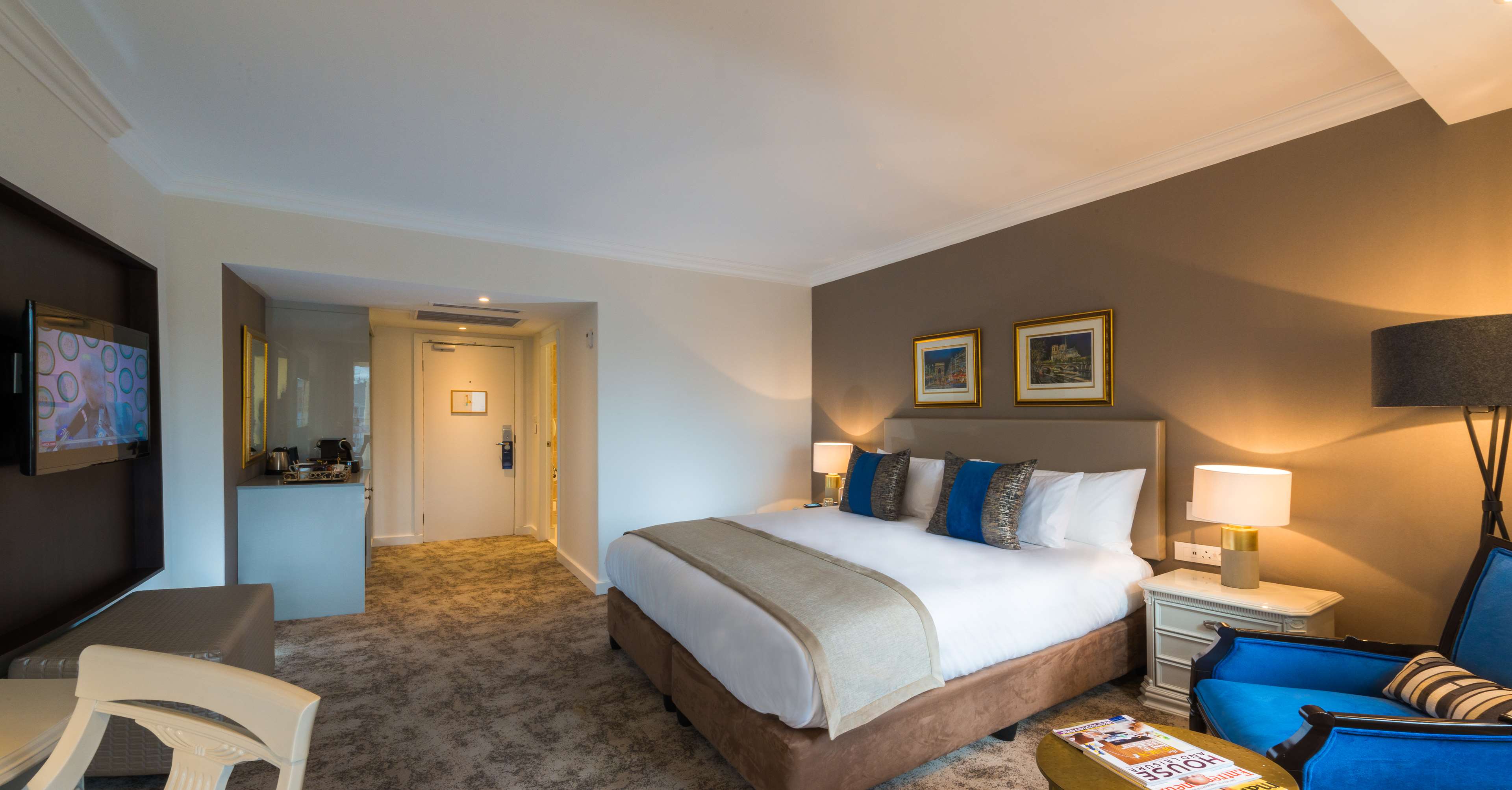 Radisson Blu Le Vendome Hotel, Cape Town - Tap to explore photos