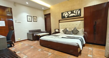 The Palm Aryan Room Type - King Executive Deluxe With Balcony