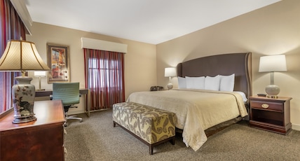 Best Western Plus The Normandy Inn & Suites Room Type - 1 King Bed, Mobility Accessible, Communication Assistance, Bathtub, Non-Smoking Best Western Plus The Normandy Inn & Suites Room Type - 1 King Bed, Mobility Accessible, Communication Assistance, Bathtub, Non-Smoking