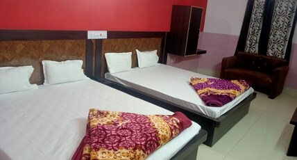 New Yatrik Hotel Room Type - 4 Bed AC Room