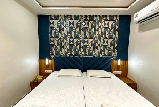 HOTEL HARMONY