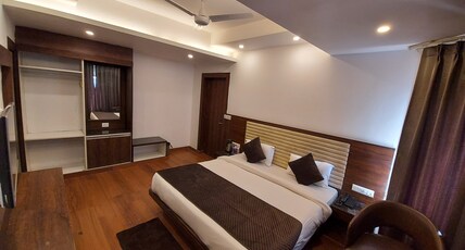 The Blues Hotel Forest View Room Type - Premium Room