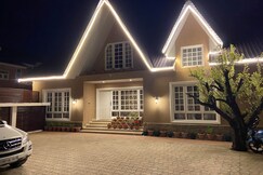 Asees Cottage- Entire 5BHK Cottage by The Gardenia7