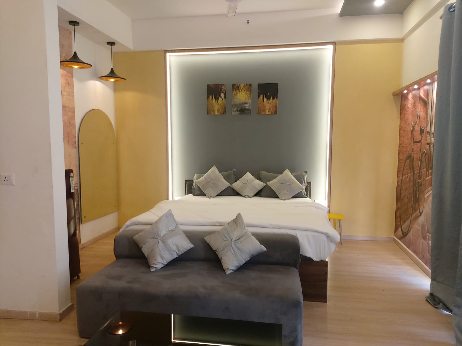 Main gallery