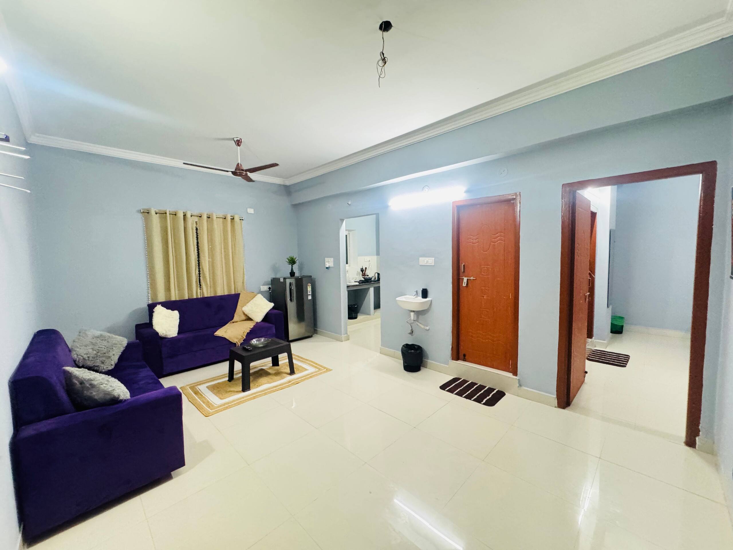 Spacious 2BHK Flat near Wipro Circle in Gowlidoddy - Tap to explore photos