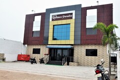 Hotel Radiance Paradise