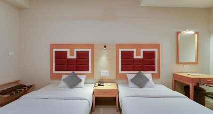 Davis Let Room Type - Deluxe Room