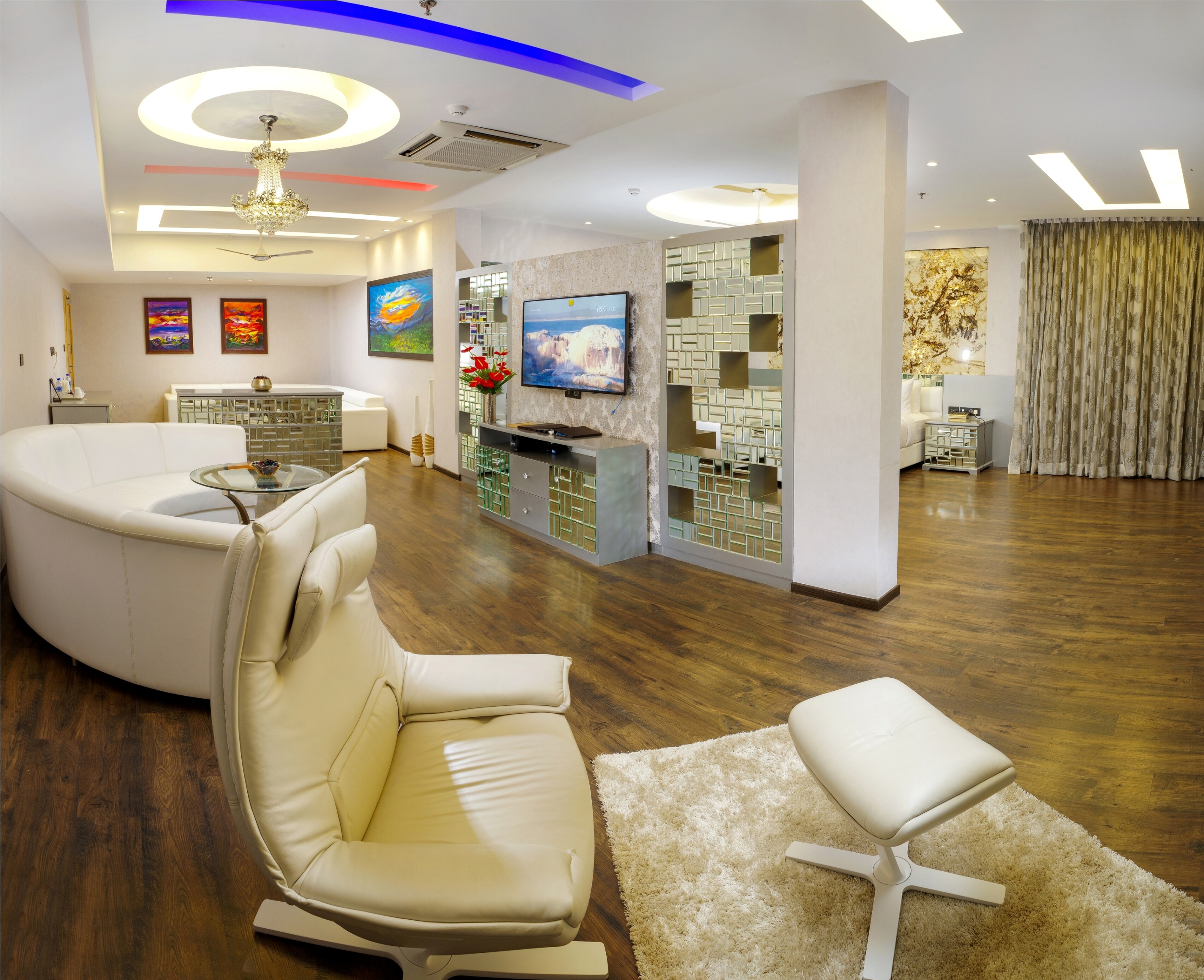 Main gallery