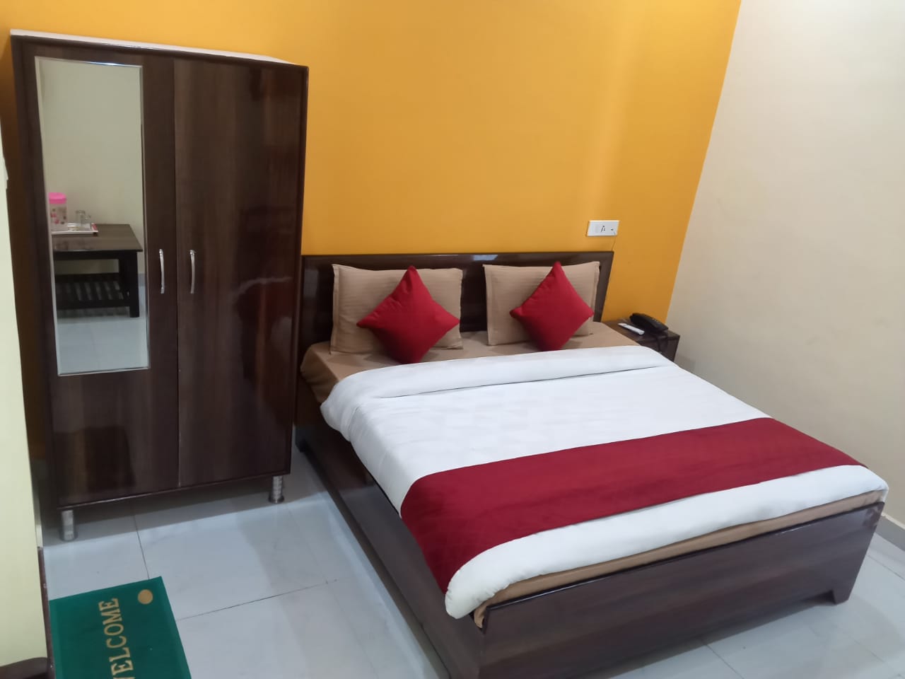 Hotel Suraj - Tap to explore photos