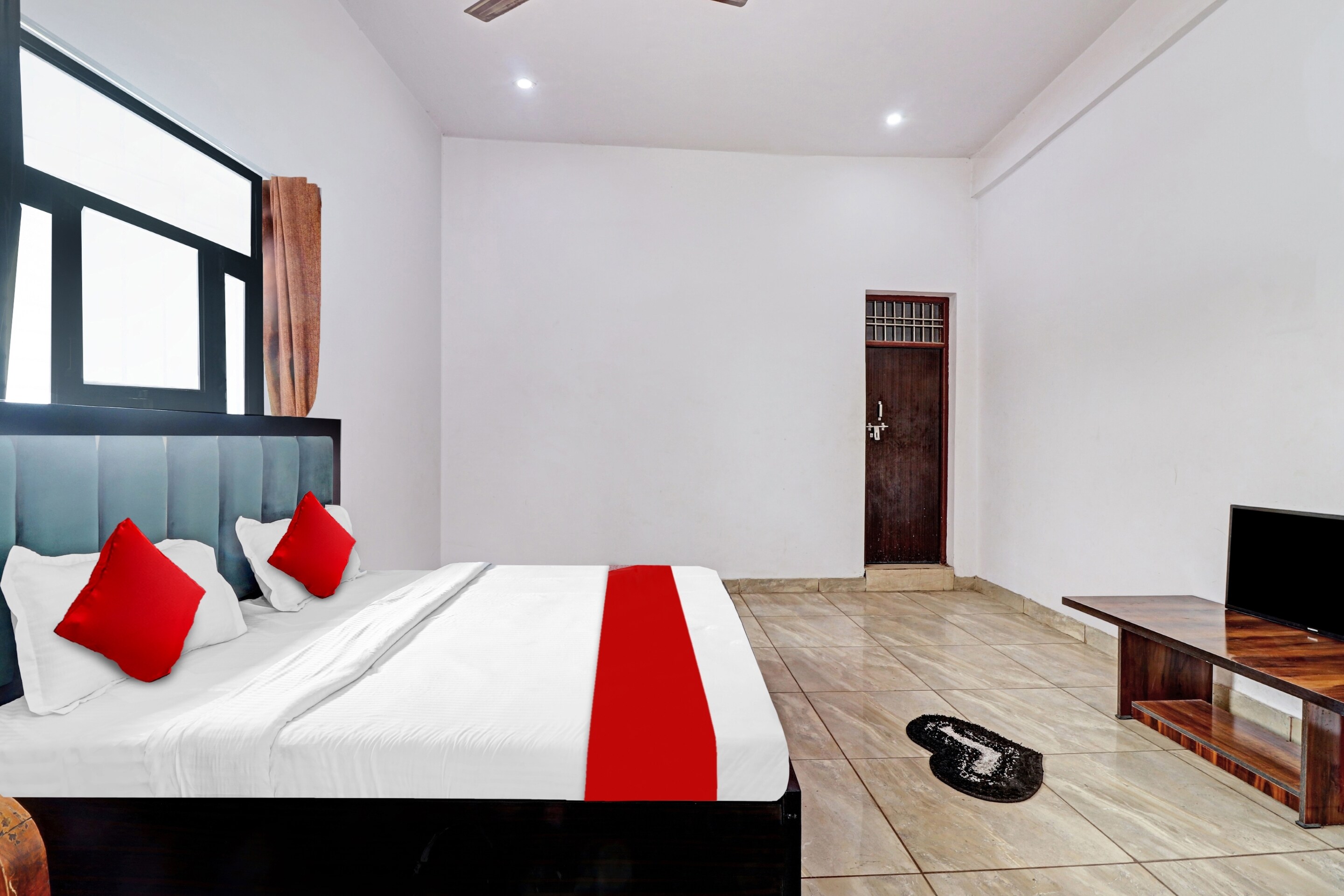 Hotel O Choice Guest House - Tap to explore photos