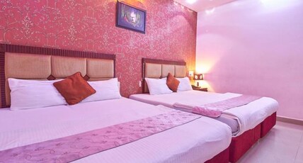 Hotel Kings Kastle Room Type - Kings Family Four Bed A C