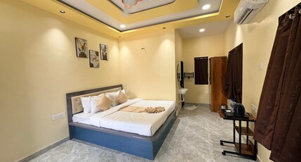Appa Hillside Nature Resort Room Type - Deluxe Room with Pool View