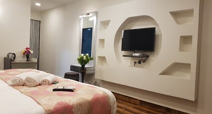 C.P. COTTAGE Room Type - Premium Family Room