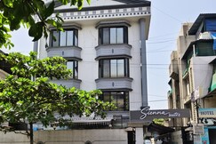 Sienna Suites