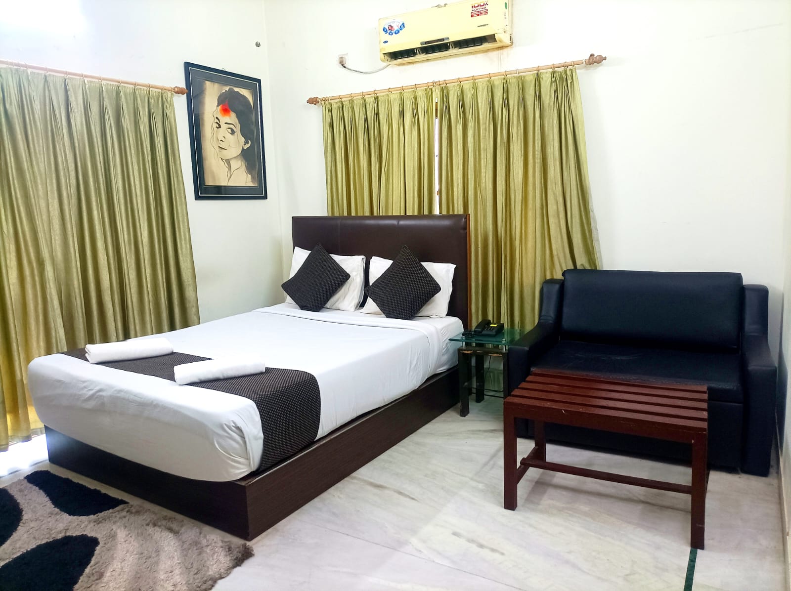 Next Generation Guest House - Tap to explore photos