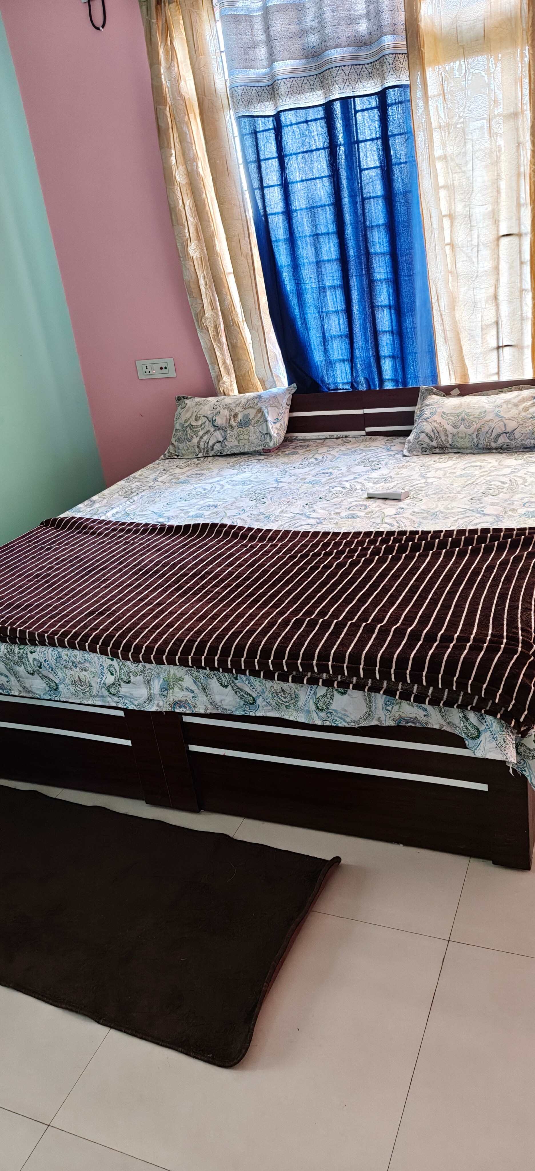 7 home stay - Tap to explore photos