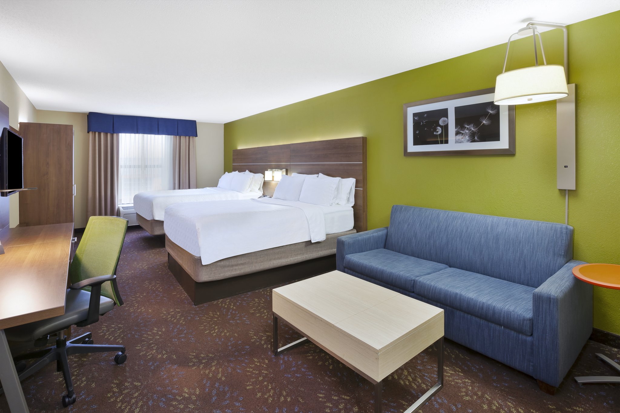 Holiday Inn Express & Suites CIRCLEVILLE - Tap to explore photos