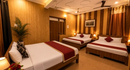 Raghuraaj palace Room Type - Deluxe Family suite 