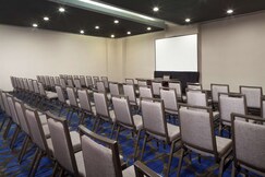 Photos of ${hotel_name}