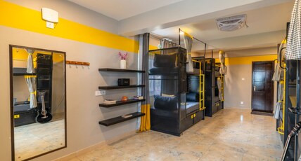 The Hosteller Dharamshala Room Type - Bed in 8 Bed Mixed Dormitory with Balcony
