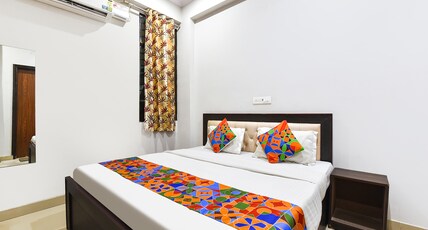 FabHotel Blue Diamond - Mansarovar , Jaipur Room Type - Deluxe Room