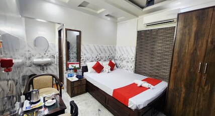 Anandaloke Residency Room Type - Deluxe AC Room with Free Wifi
