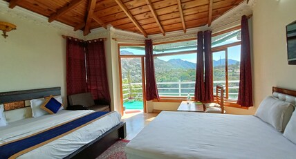Crystal Lakeview | Rooms & Kitchen Room Type - Lakeview Family (2nd Floor)