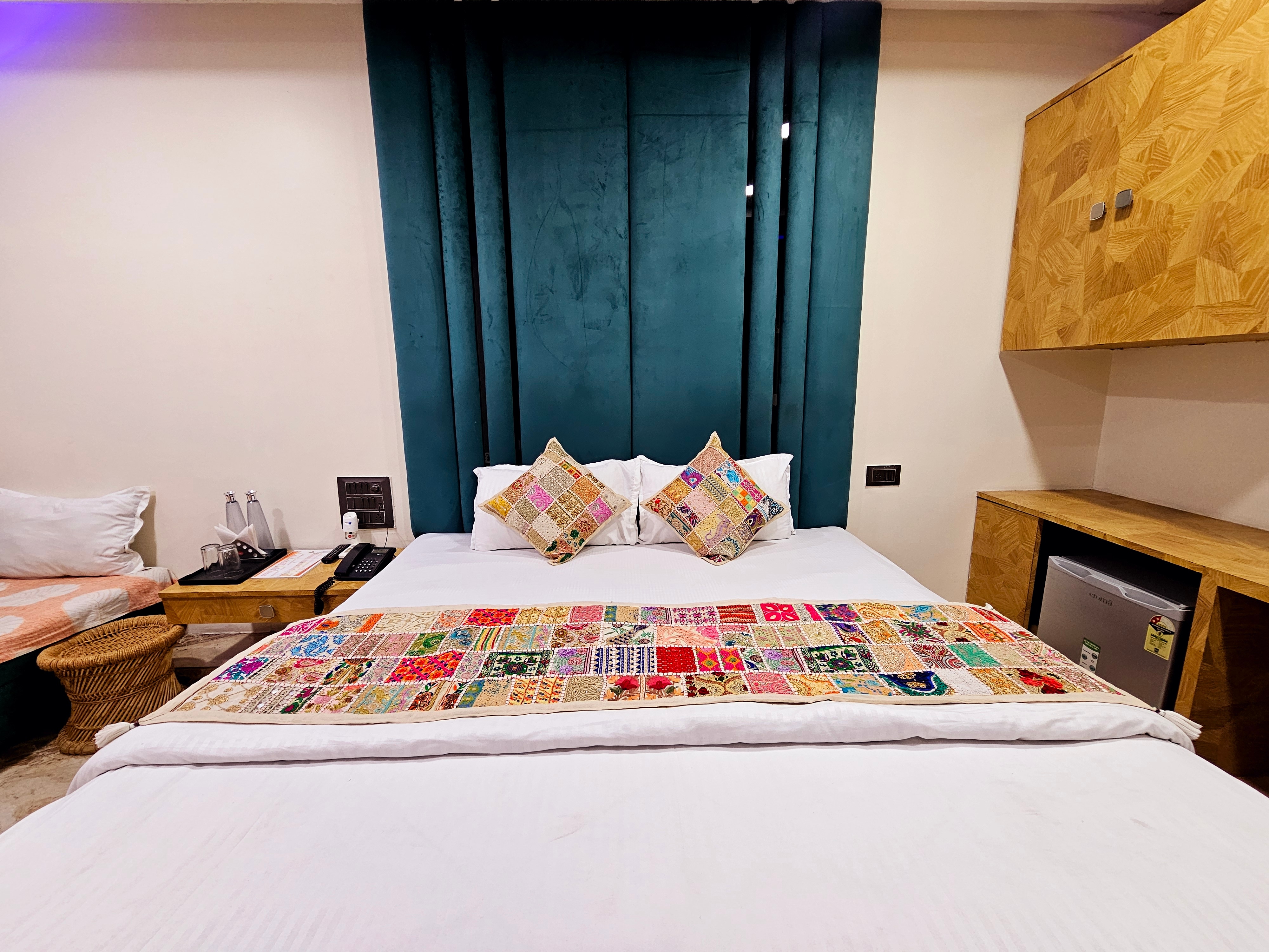 Pratishtha Hotel - Tap to explore photos