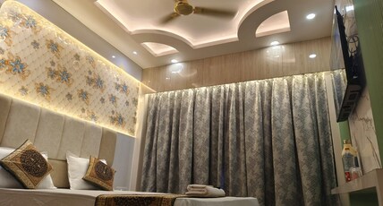 Hotel Radha Rani Palace Room Type - Standard Classic Room
