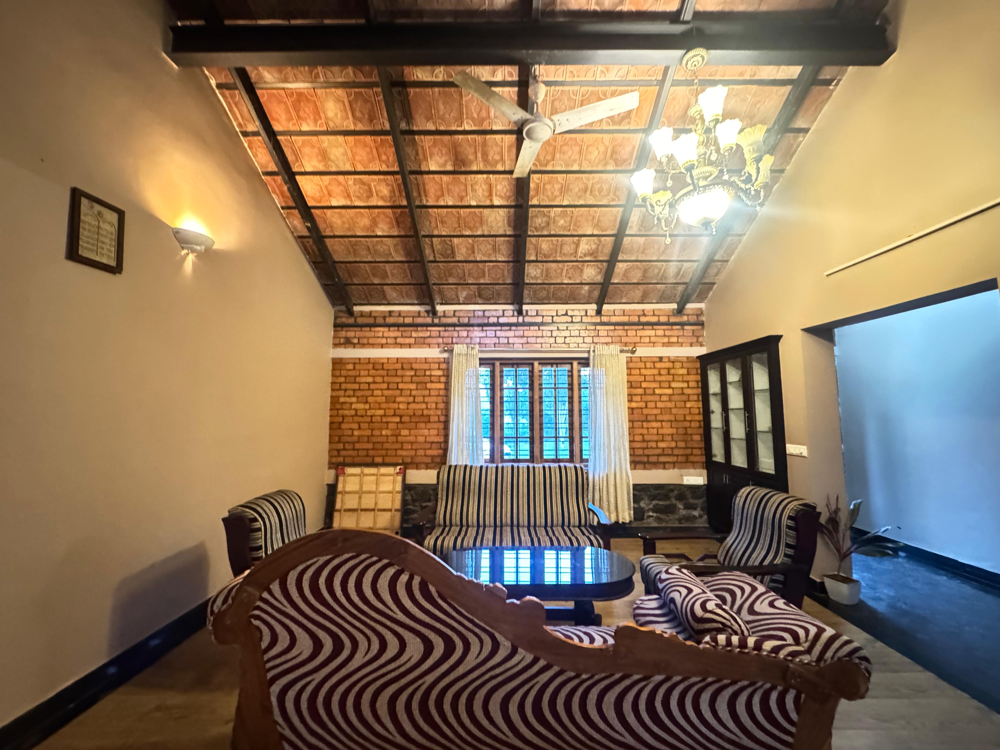 12 Luxury Stay - Entire 3 BHK - Tap to explore photos