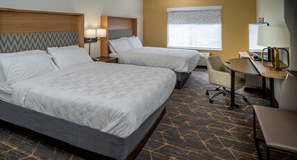 Holiday Inn Hotel & Suites BECKLEY Room Type - 2 Queen Standard