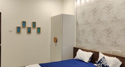 Civil Lines Paradise Room Type - Standard (Non a/c)
